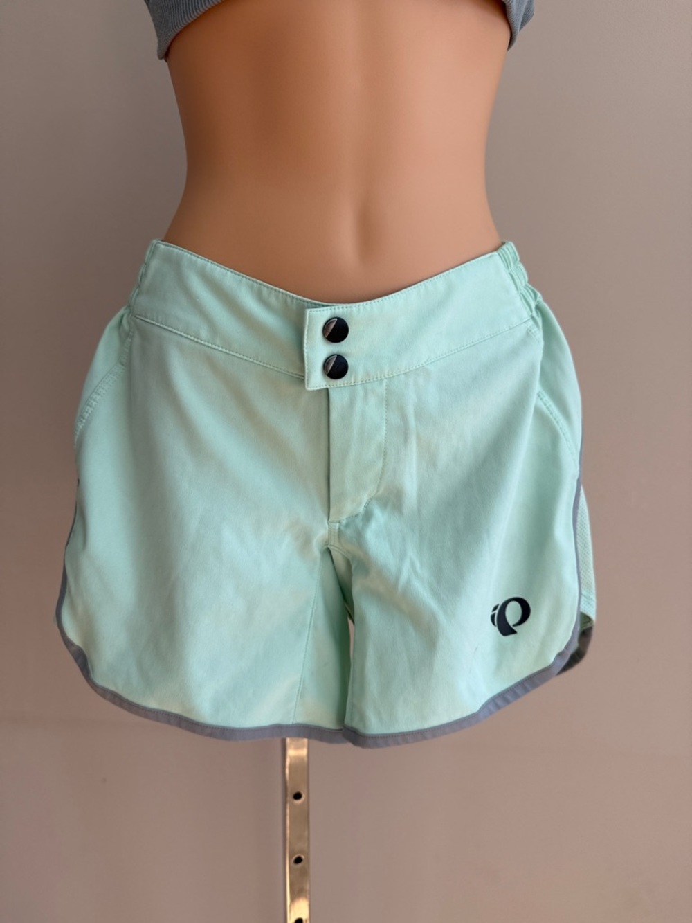 Pearl Izumi Mint Athletic Women's Padded Bike Shorts with Gray Trim Size XS